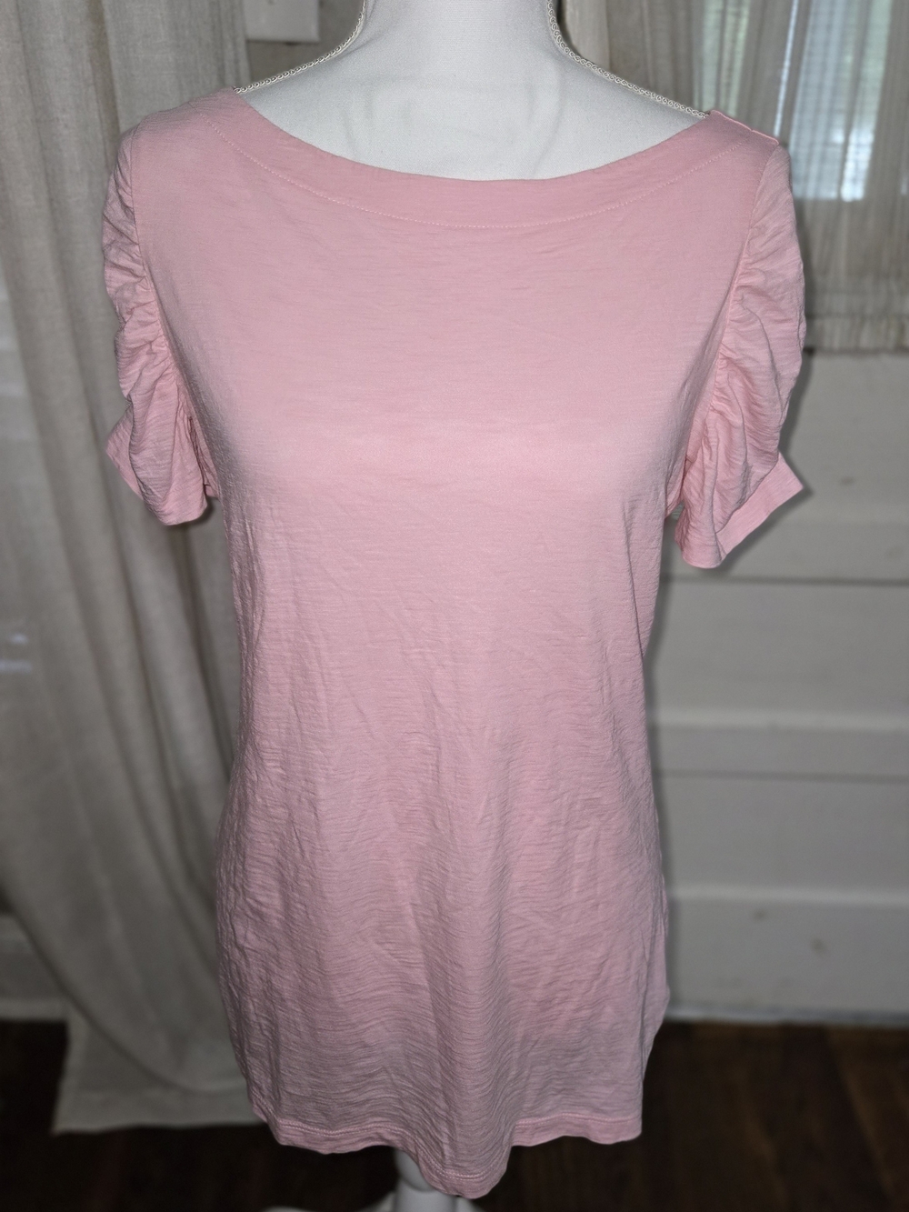 Lilly Pulitzer Light Pink Ruched Short Sleeve Tee